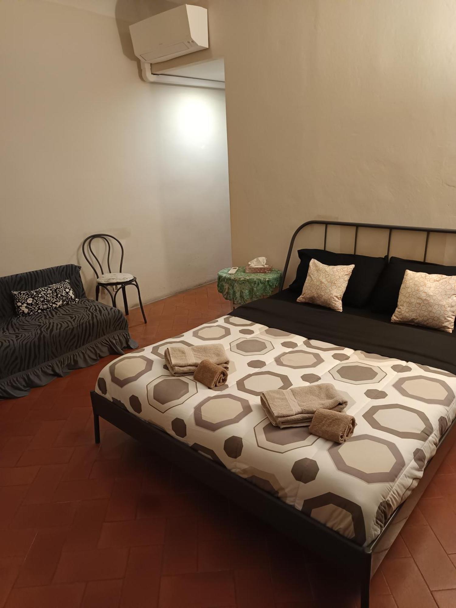 Panoramic Suite Near Duomo And Station Florenz Exterior foto